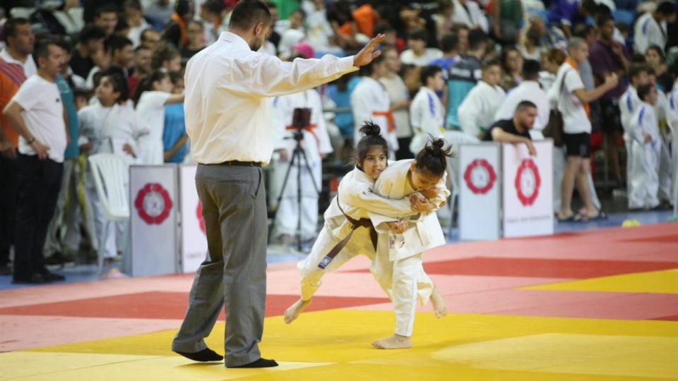 11. Uluslararası Valilik Kupası Judo Turnuvası Sakarya’da başladı