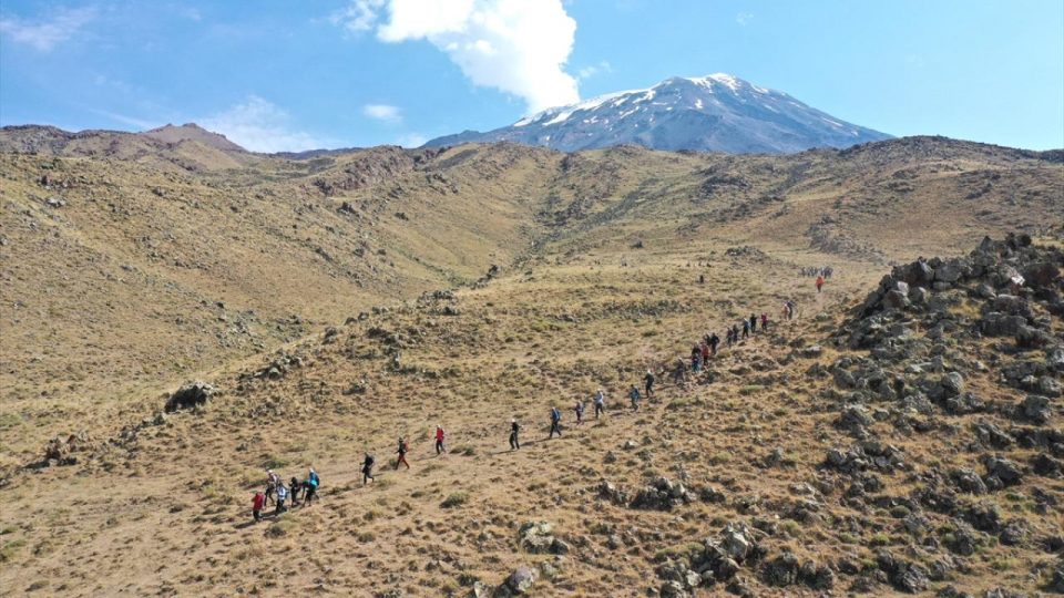 Ağrı Dağı’nda “100. Yıl Cumhuriyet Tırmanışı” yapılacak