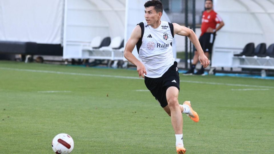 Beşiktaş’ın yeni transferi Bakhtiyor Zaynutdinov Şampiyonlar Ligi’nde forma giymek istiyor