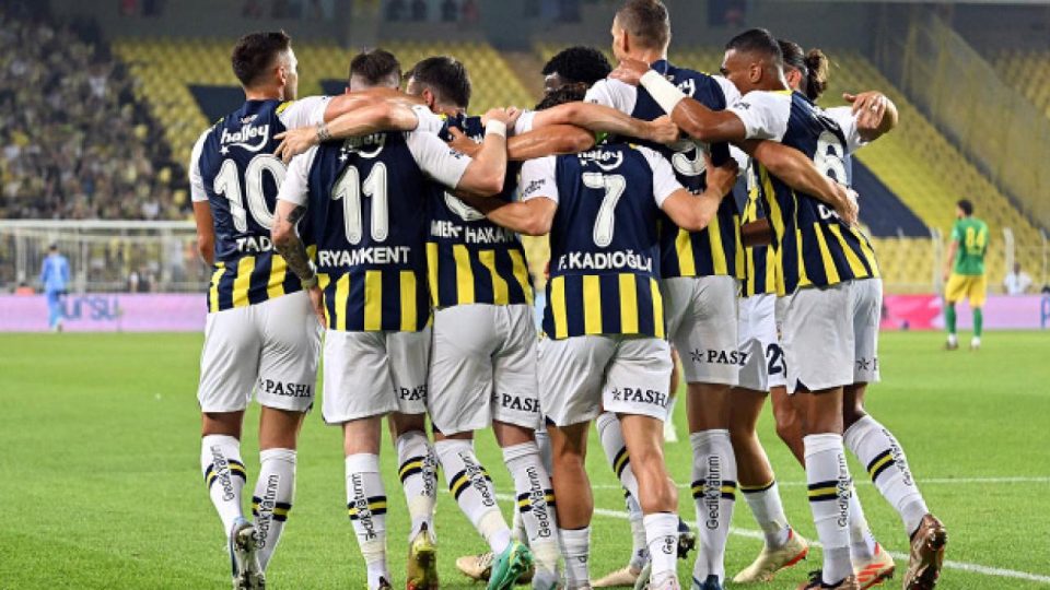 Fenerbahçe tur peşinde