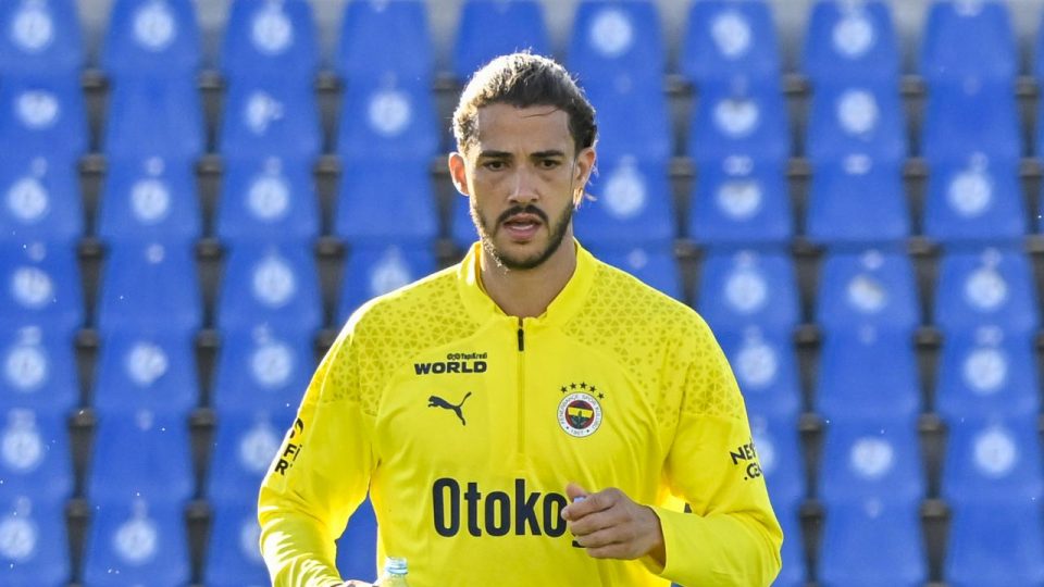 Fenerbahçe’de Gustavo Henrique Valladolid’e transfer oldu