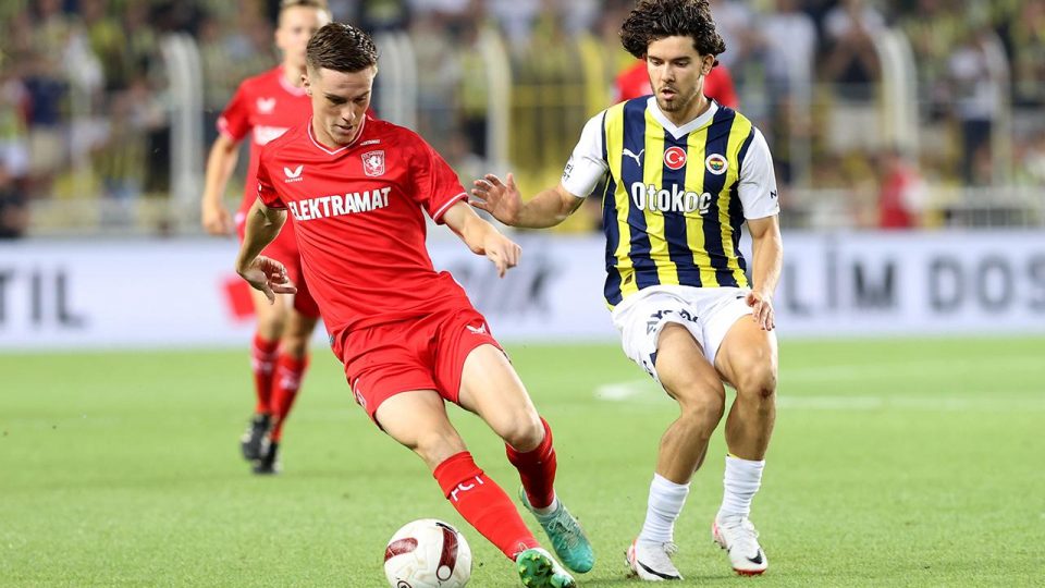 Fenerbahçe’nin Twente maçı kamp kadrosu açıklandı