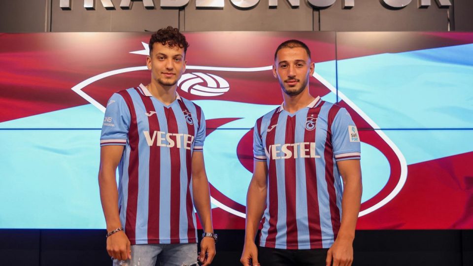 Trabzonspor iki genç futbolcuyla sözleşme yeniledi