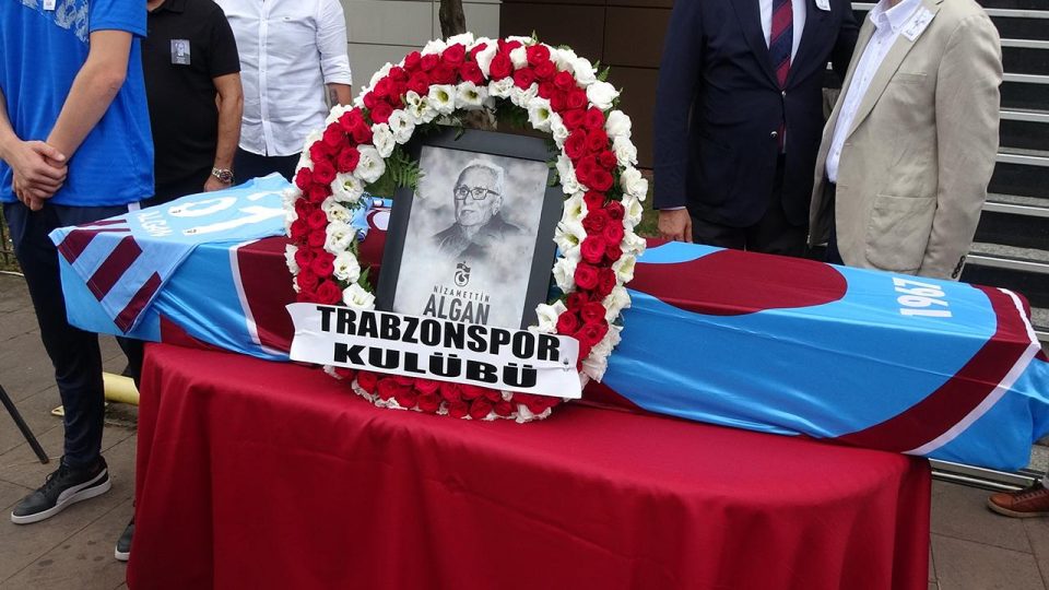 Trabzonspor’un kurucularından Nizamettin Algan son yolculuğuna uğurlandı