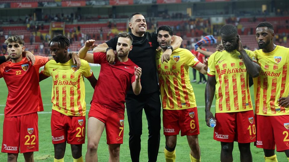 Transfer tahtası kapalı olan Kayserispor sezona iyi başladı