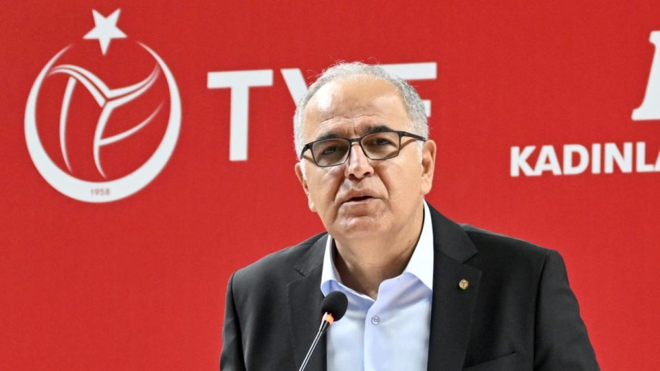 Voleybol Federasyonu Başkanı Üstündağ: 22’de 22 yaparak sezonu kapatmak istiyoruz