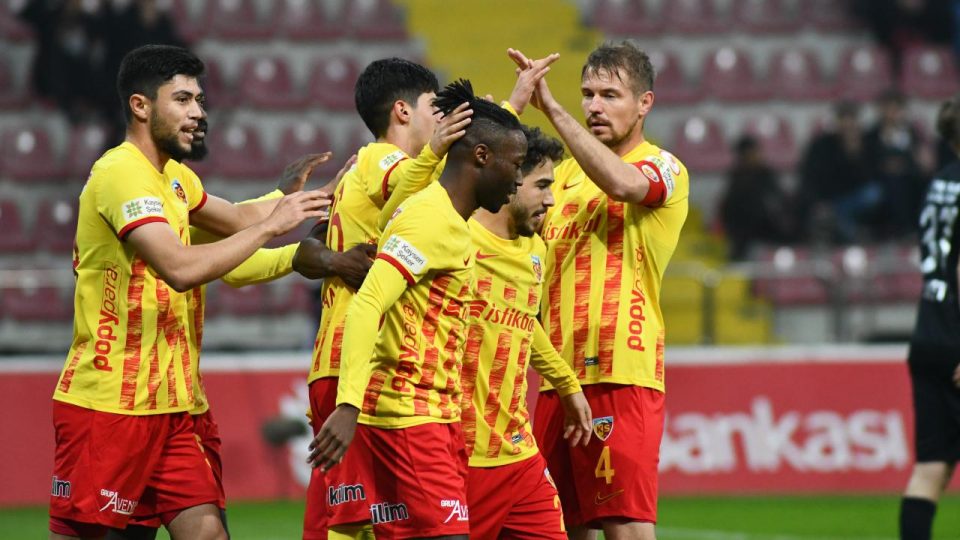 Kayserispor Türkiye Kupası’nda üst tura yükseldi