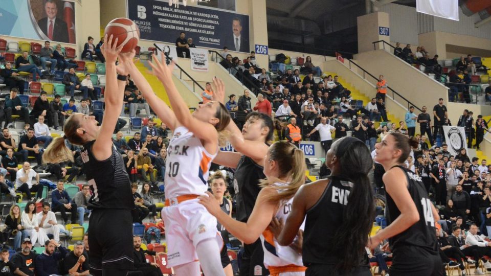 Basketbolda ÇBK Mersin finale adını yazdıran 2. takım oldu