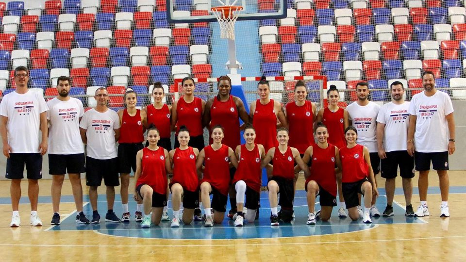 Performansıyla göz dolduran Zonguldak Spor Basket 67 zirveyi sevdi